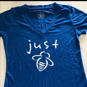 Ladies L Save the Bees Just B shirt